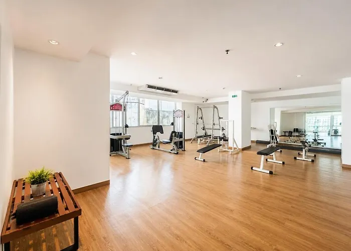 Riverside 1br Gym And Pool Near Iconsiam 3*