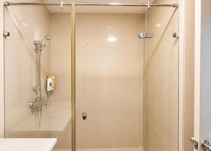 Riverside 1br Gym And Pool Near Iconsiam 3* بانكوك